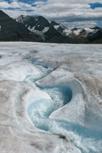 Stream on Cummins glacier, Pic Tordu behind.