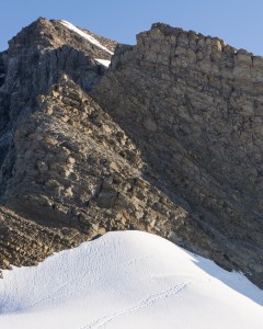 Rock crux on Tusk south ridge