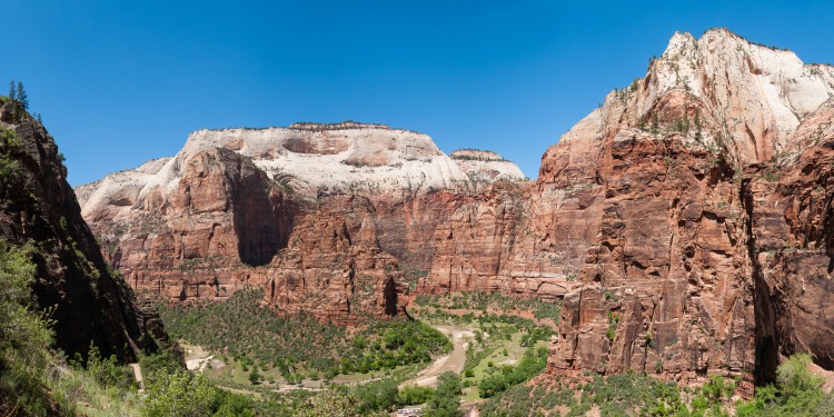 Panorama of the Big Bend from the trail to Hidden Canyon, Zion NP