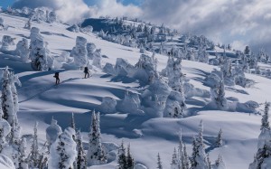 Marc and Josef touring along the ridge